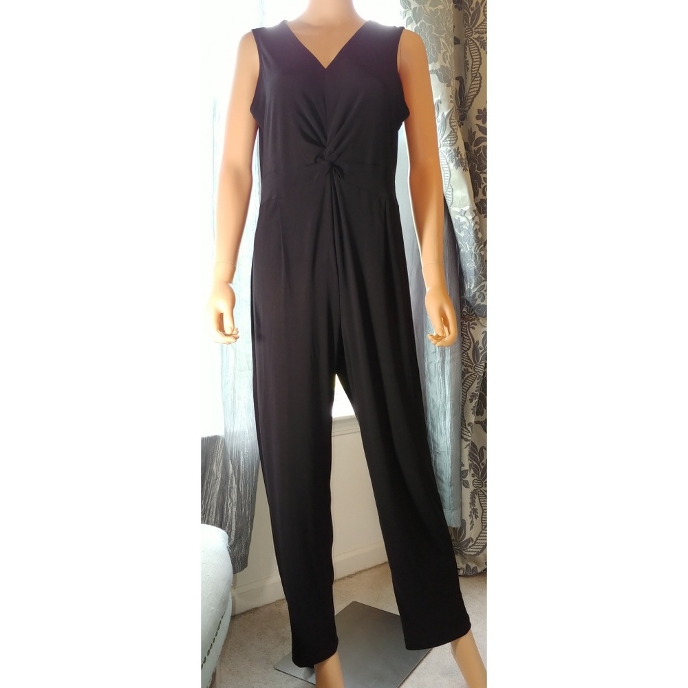 💲PRICE DROP!⬇🌠 NY COLLECTION BLACK JUMPSUIT